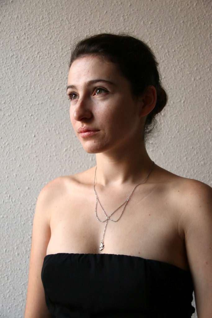 [Collier sorciére] Collier mi long - pendentif sorcière - Sanderson